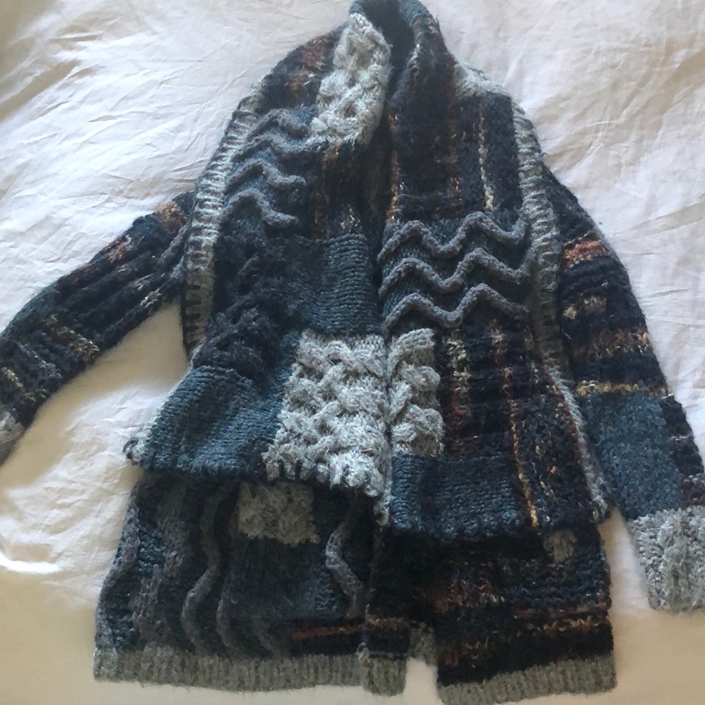 Line knitwear wool cardigan